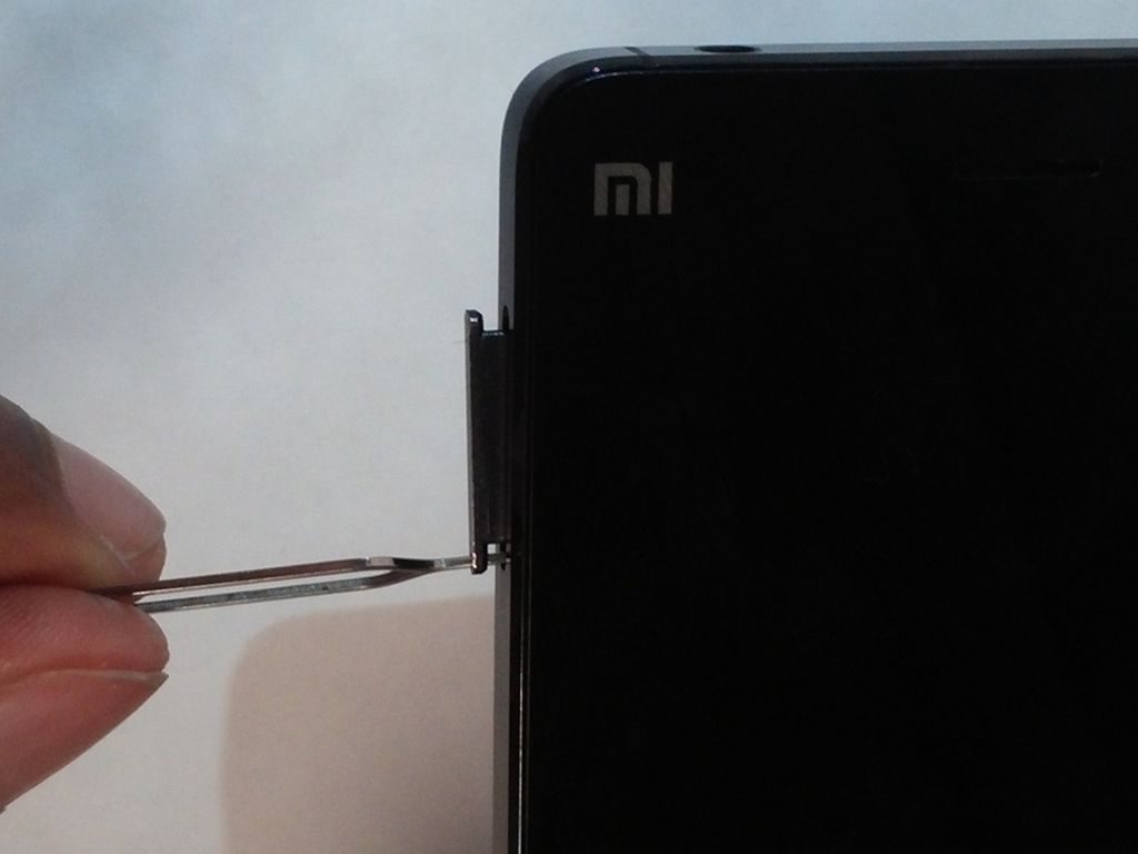 1_220xiaomi20mi4-9796357