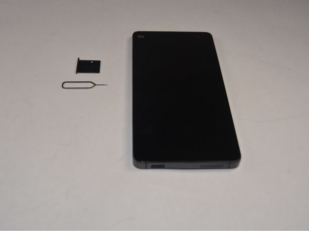 1_320xiaomi20mi4-9390120